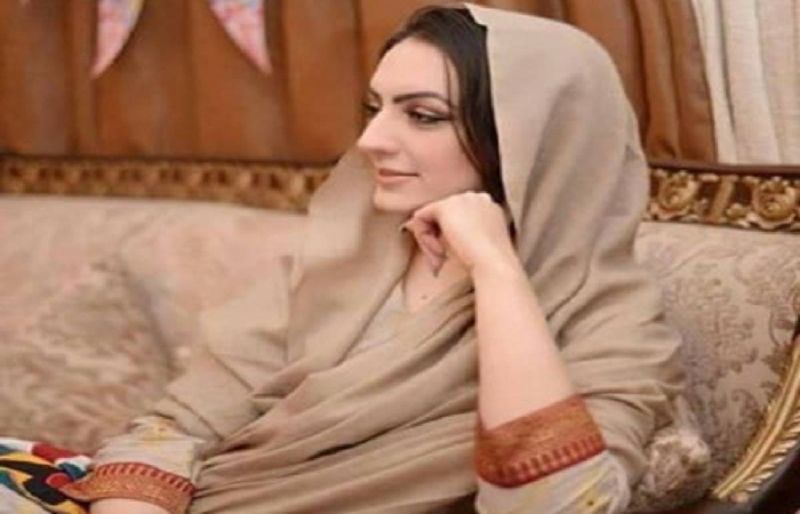 06aafffa37389519ea438b540b5559e6 XL