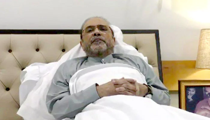 صدرآصف علی زرداری کی طبعیت اچانک بگڑ گئی، نواب شاہ سے فوری کراچی اسپتال منتقل